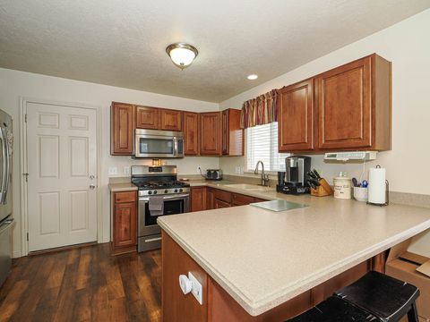 Tiny photo for 2475 CRAIG LN, Syracuse, UT 84075 (MLS # 2136732)