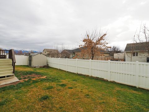 Tiny photo for 2475 CRAIG LN, Syracuse, UT 84075 (MLS # 2136732)