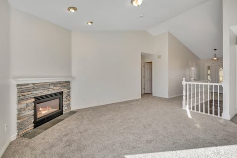 Tiny photo for 13941 S HOYT PEAK CIR W, Riverton, UT 84096 (MLS # 2142330)