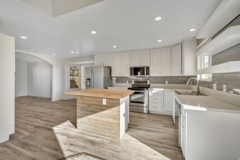 Tiny photo for 13941 S HOYT PEAK CIR W, Riverton, UT 84096 (MLS # 2142330)
