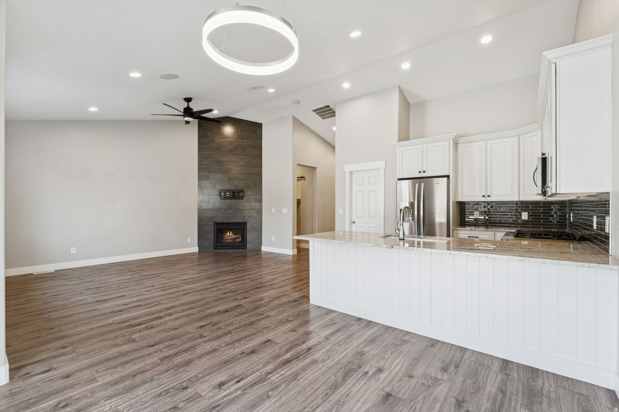 COTTAGES AT THE ROSE - Residential