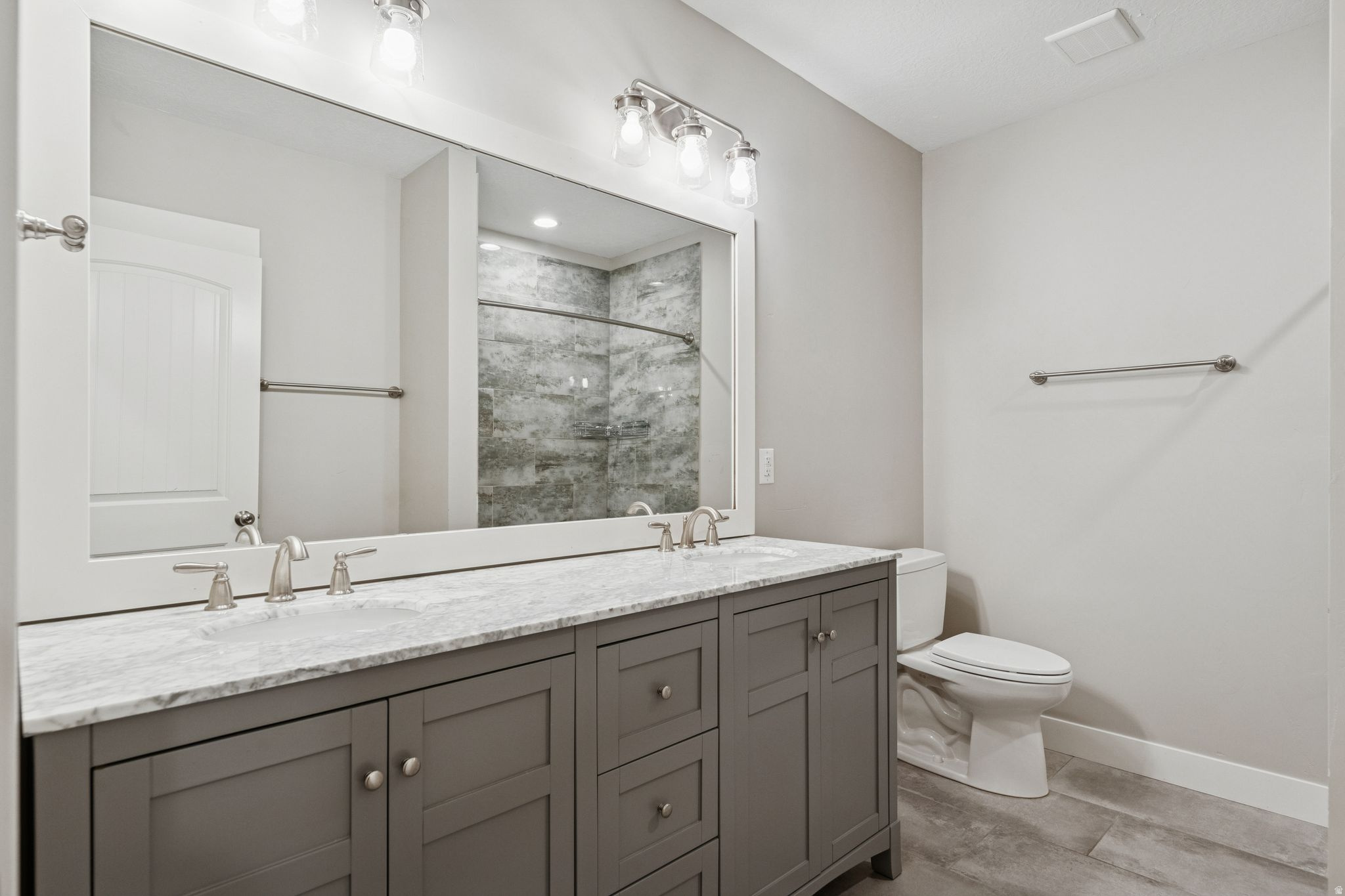 COTTAGES AT THE ROSE - Residential