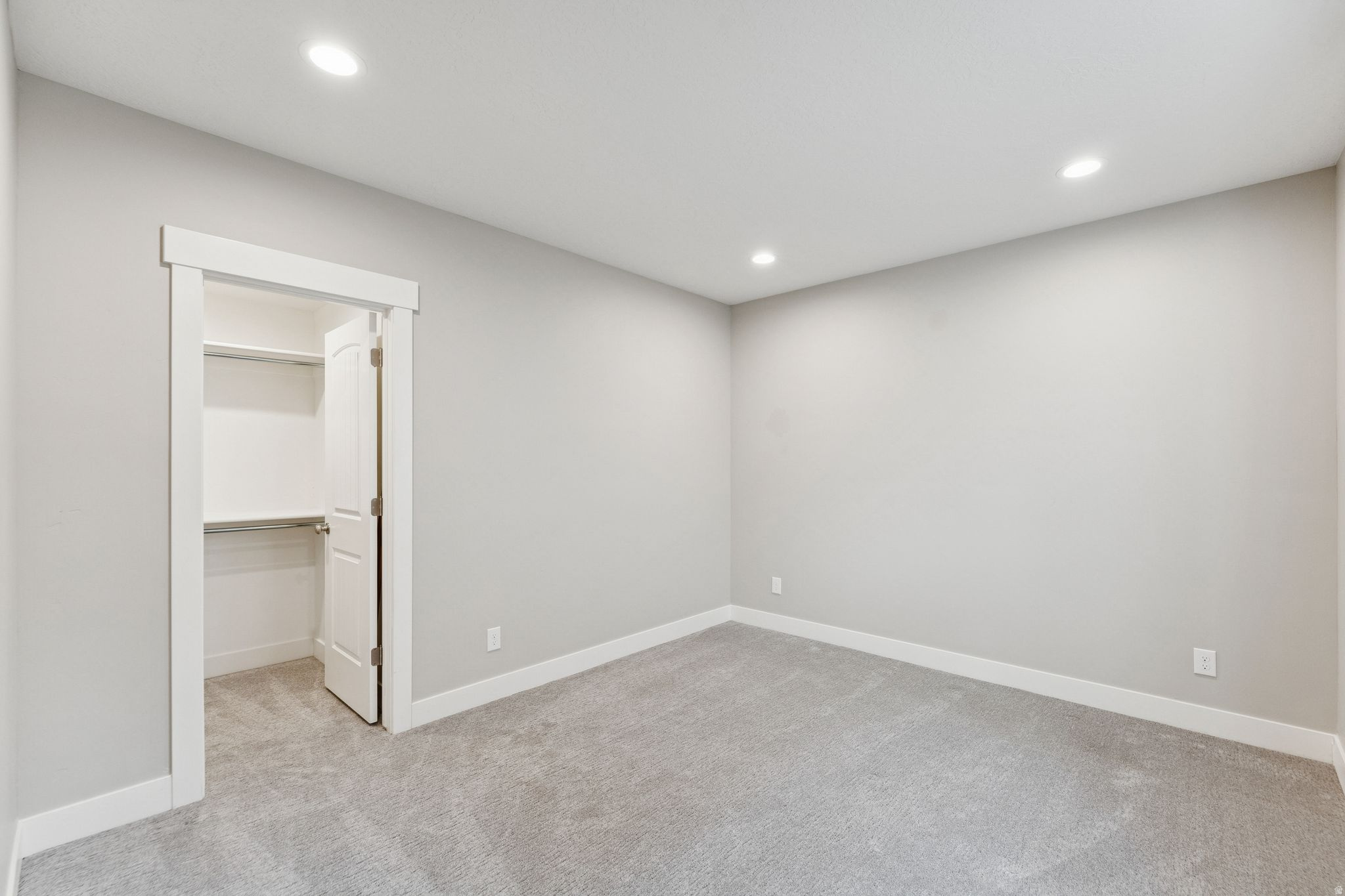 COTTAGES AT THE ROSE - Residential