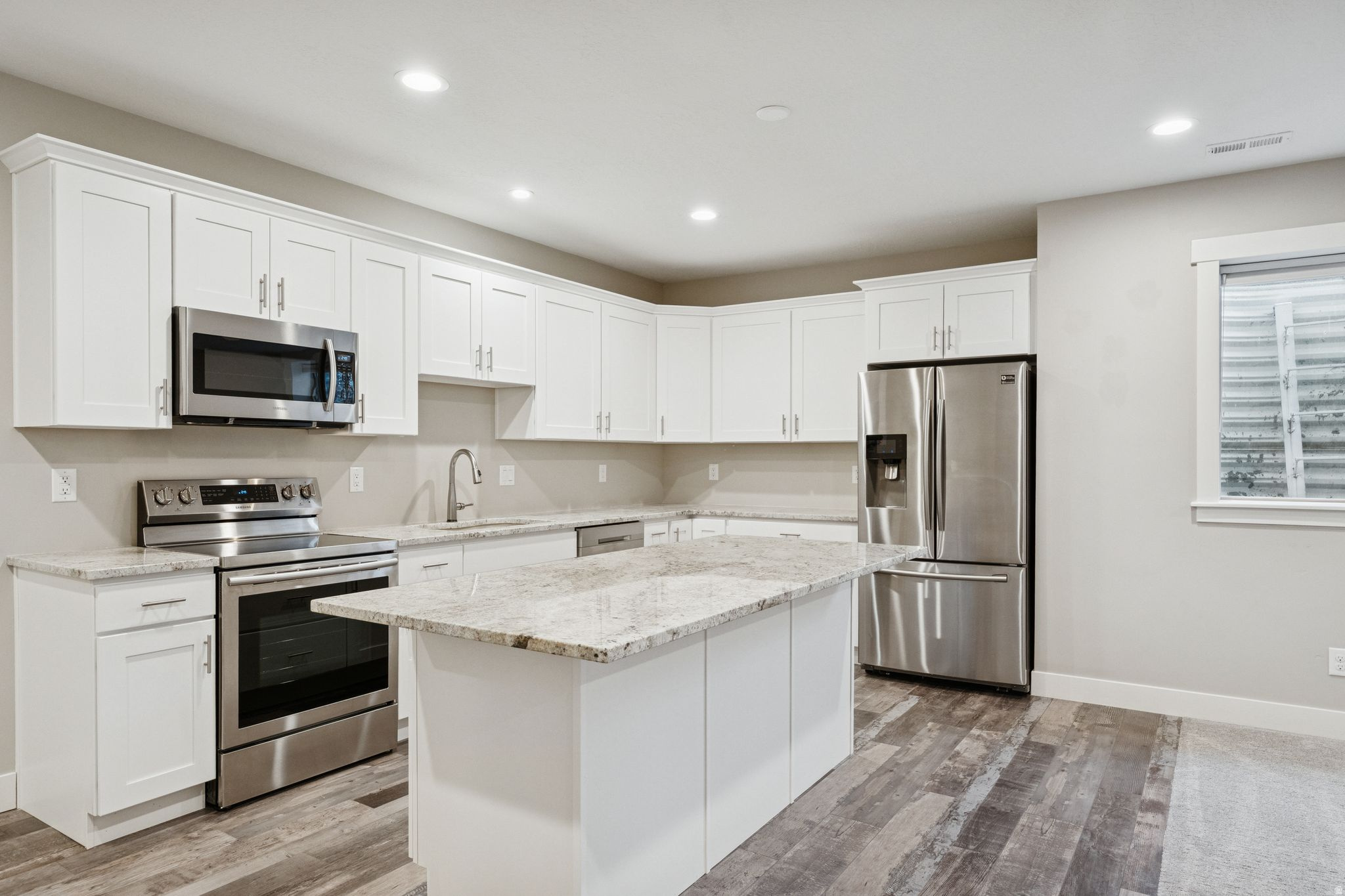 COTTAGES AT THE ROSE - Residential