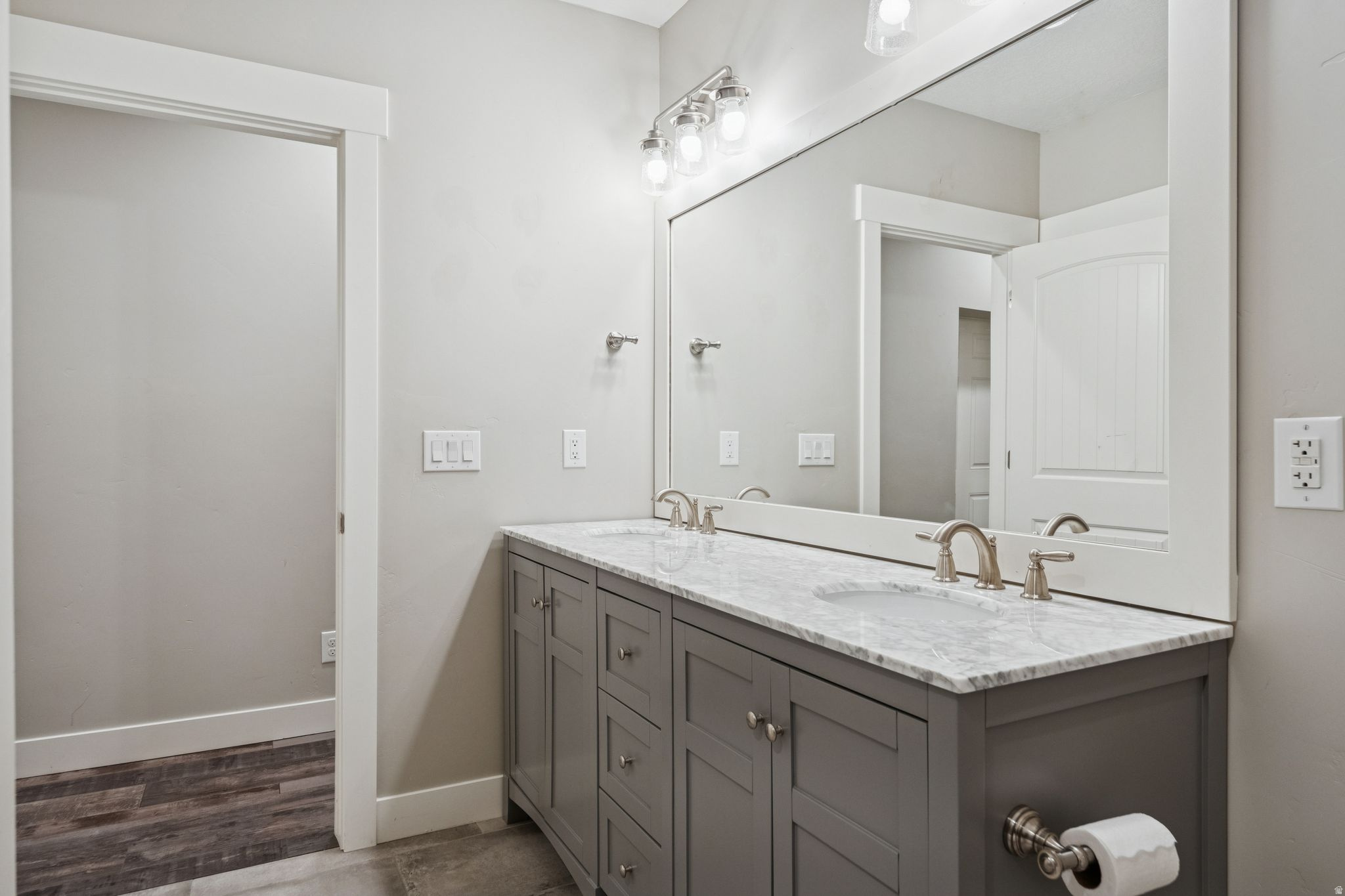 COTTAGES AT THE ROSE - Residential