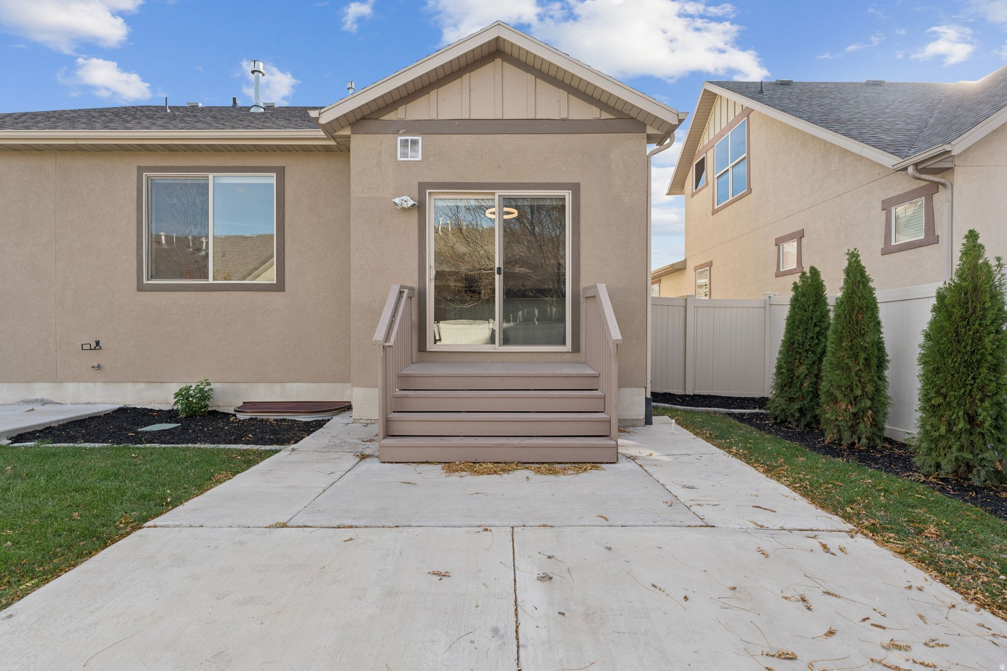 COTTAGES AT THE ROSE - Residential
