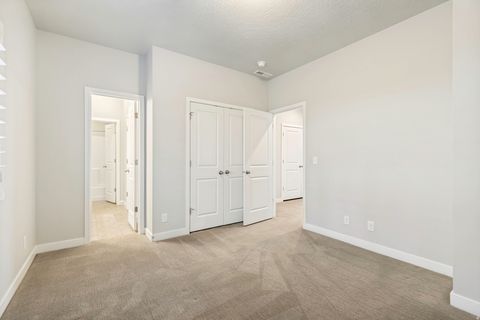 Tiny photo for 966 E DEER ARCH LN S, Draper, UT 84020 (MLS # 2156888)