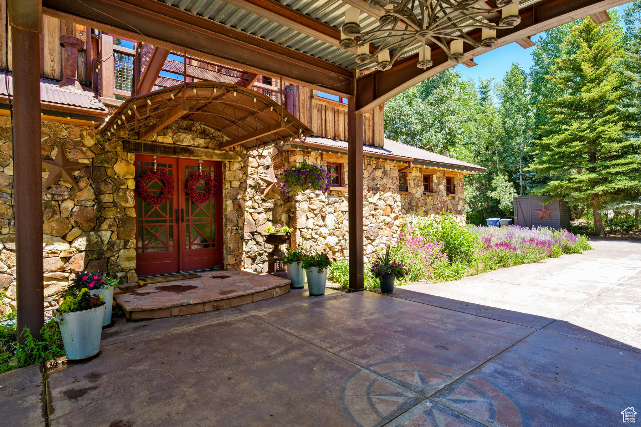 PARK MEADOWS - Residential