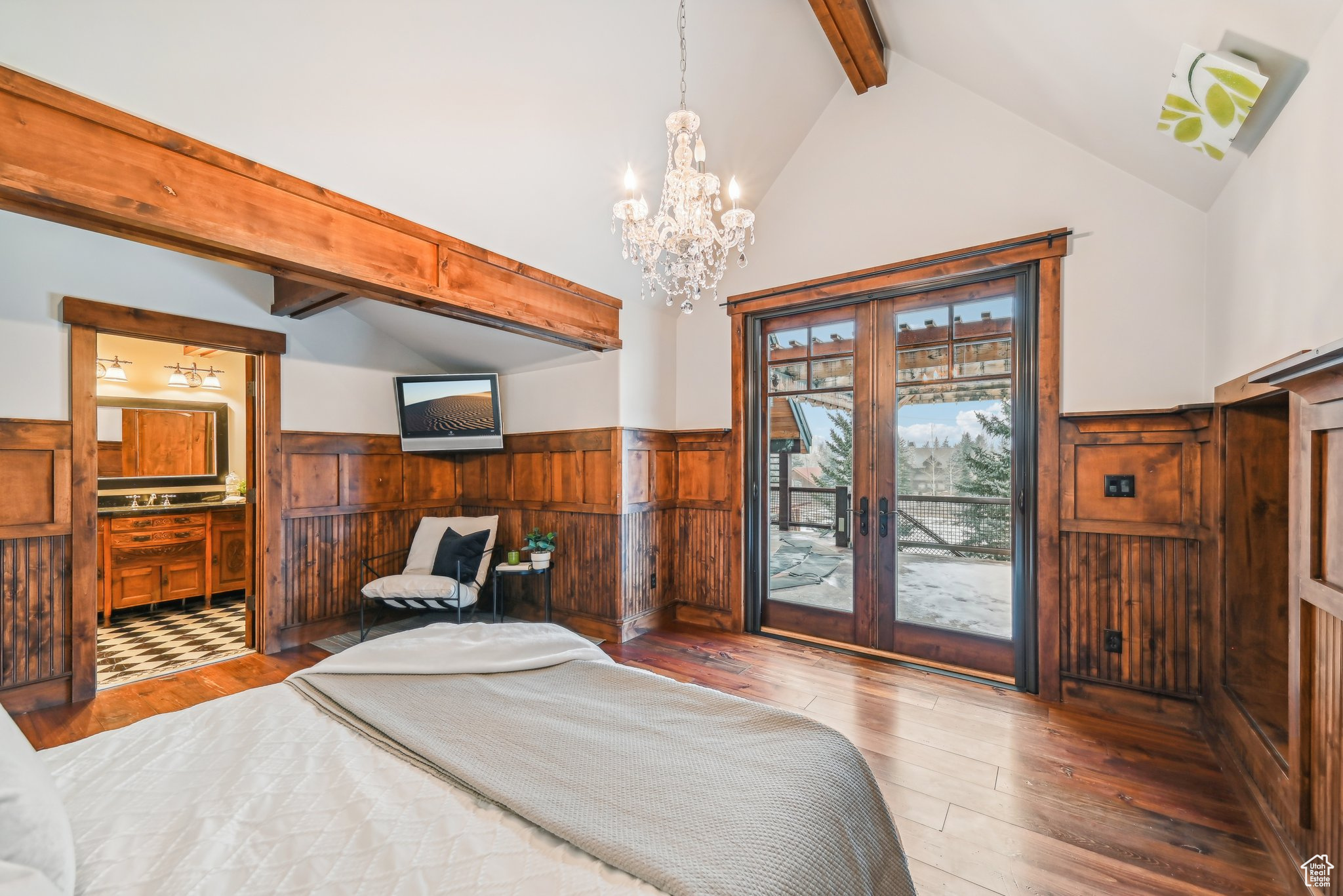 PARK MEADOWS - Residential
