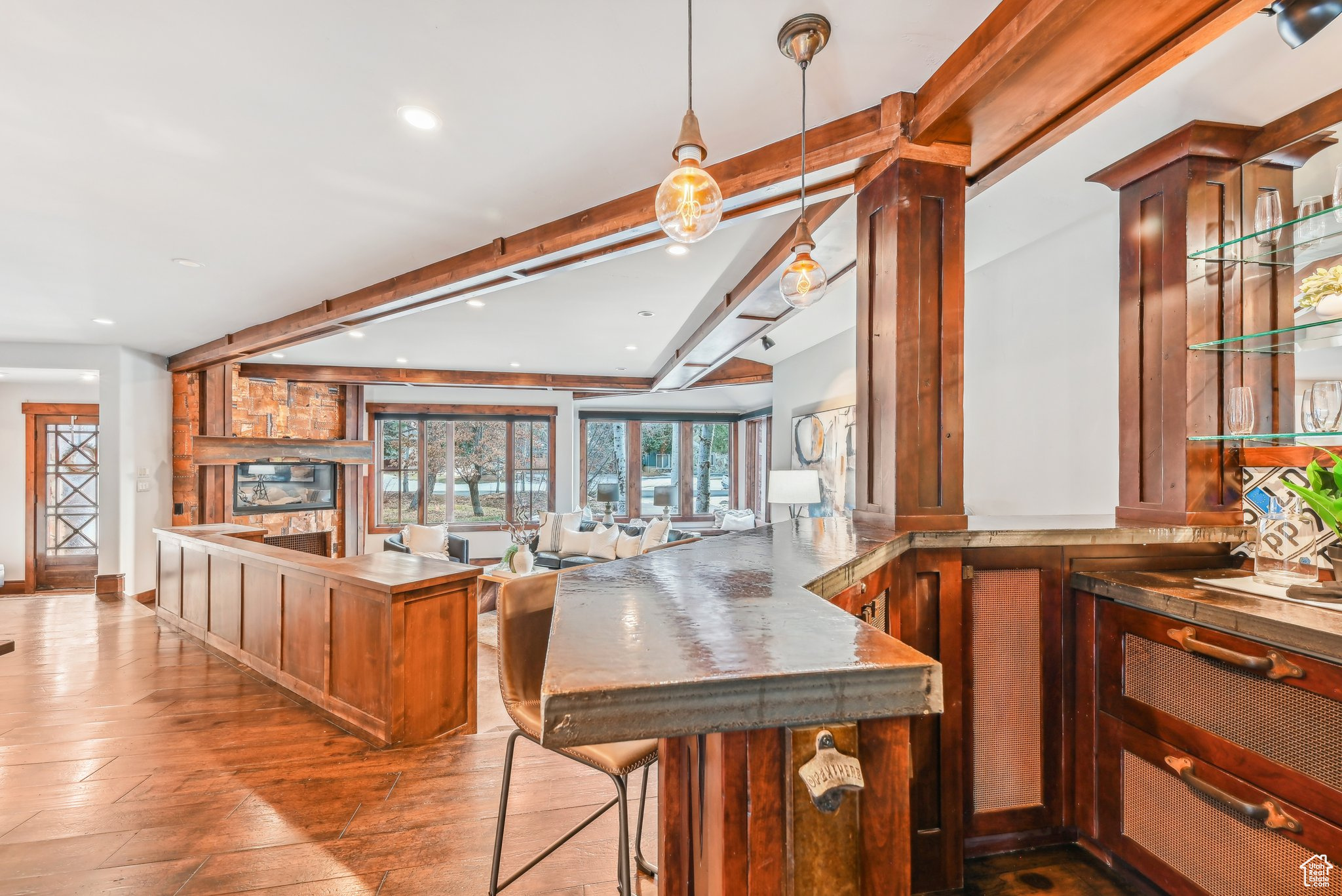 PARK MEADOWS - Residential