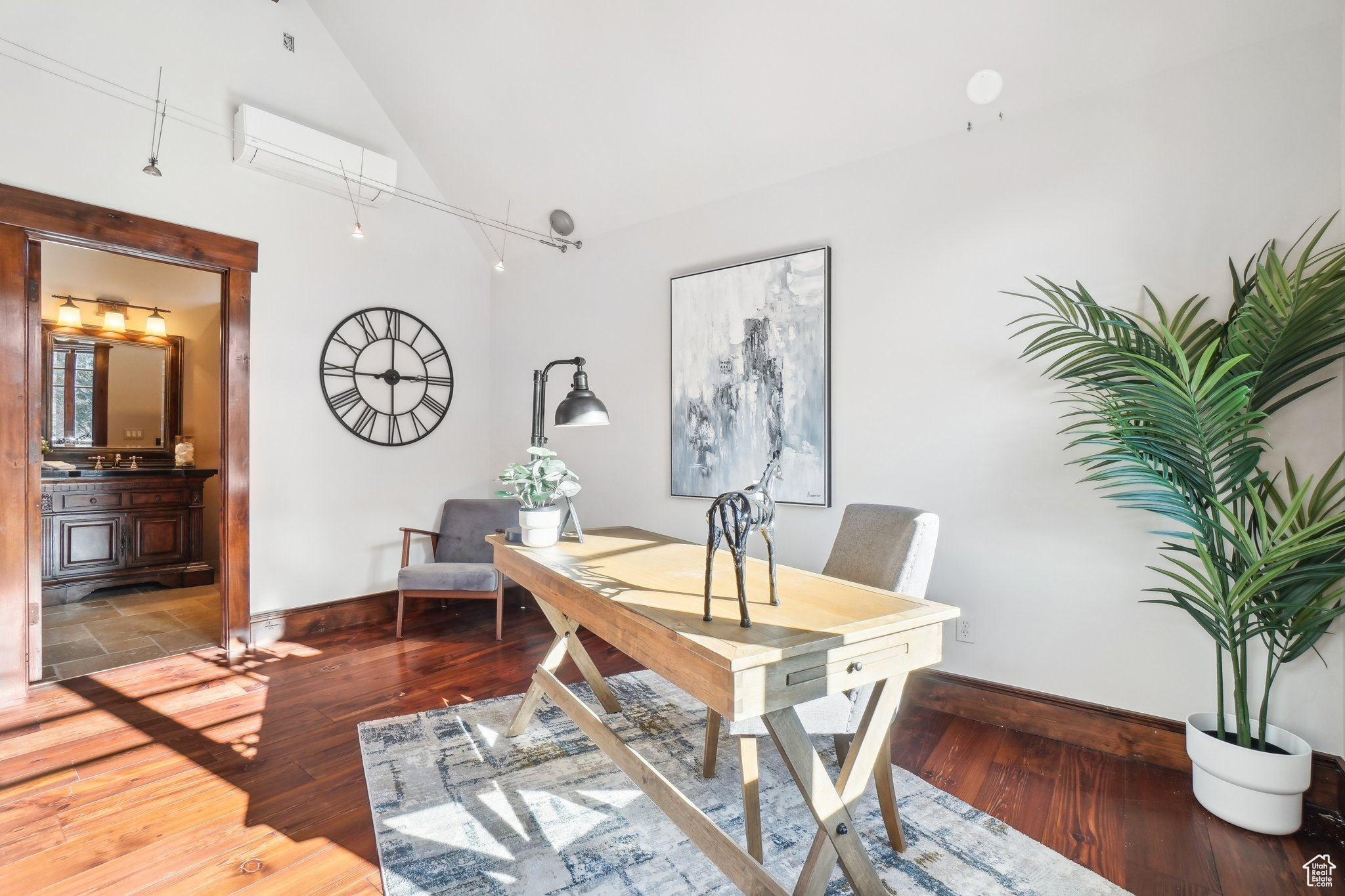 PARK MEADOWS - Residential