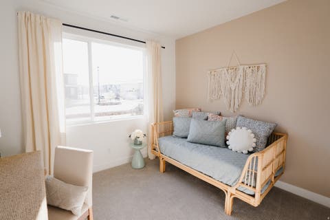 Tiny photo for 253 E VOLUNTEER Dr S #8 203, Spanish Fork, UT 84660 (MLS # 2171440)