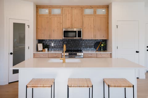 Tiny photo for 253 E VOLUNTEER Dr S #8 203, Spanish Fork, UT 84660 (MLS # 2171440)