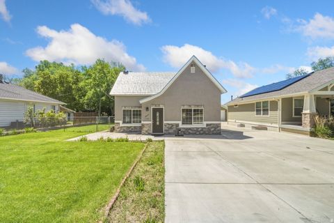 Photo of 2847 S MONROE BLVD, Ogden, UT 84403 (MLS # 2156307)