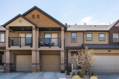 Photo of 1464 N LA PALMA PL, Saratoga Springs, UT 84045 (MLS # 2167305)