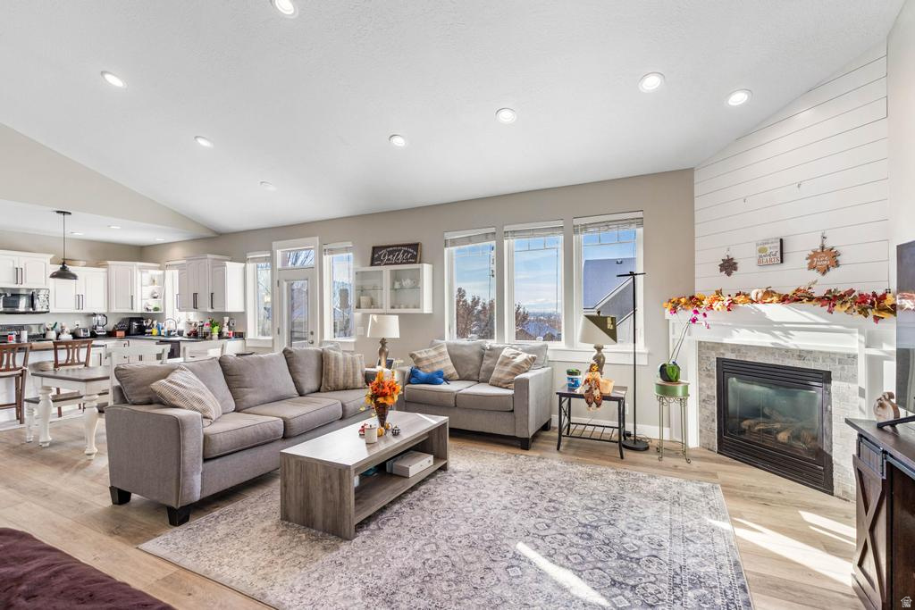 SHADOW BLUFF ESTATES - Residential