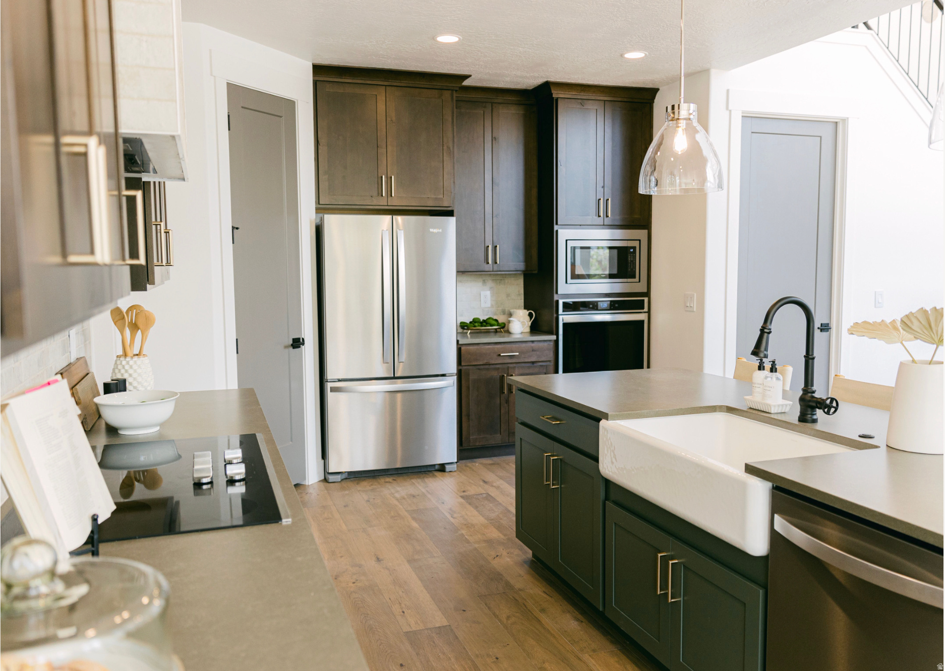 MAPLETON HEIGHTS - Residential