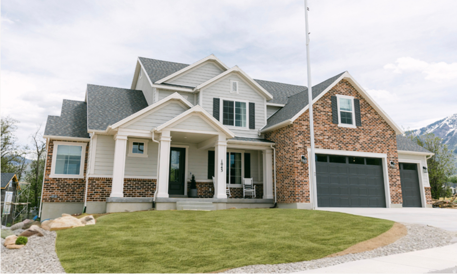 MAPLETON HEIGHTS - Residential