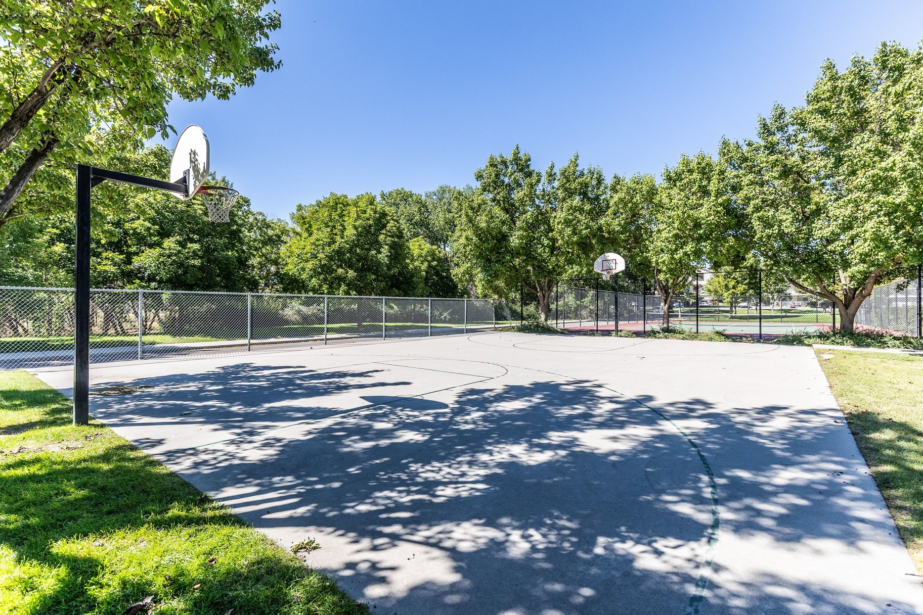 RIVER RUN CONDOMINIU - Residential