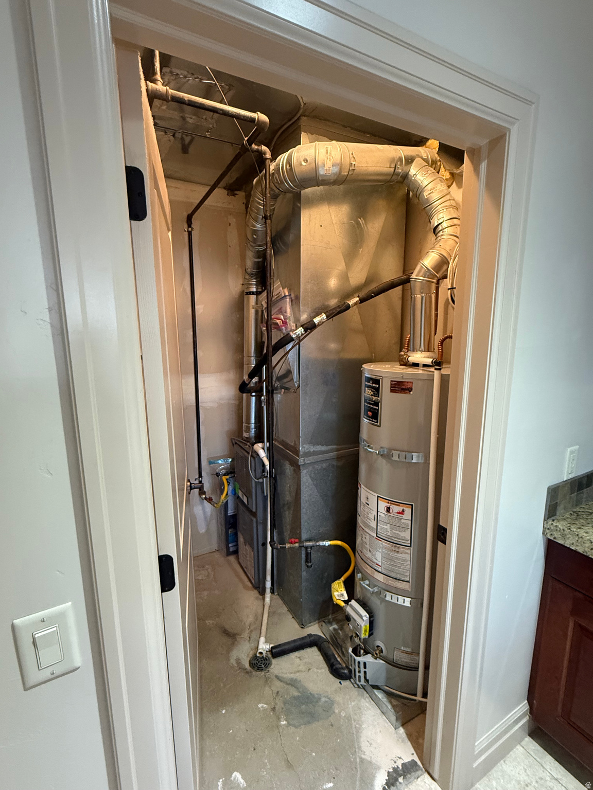 ROCKWELL SQUARE - Residential