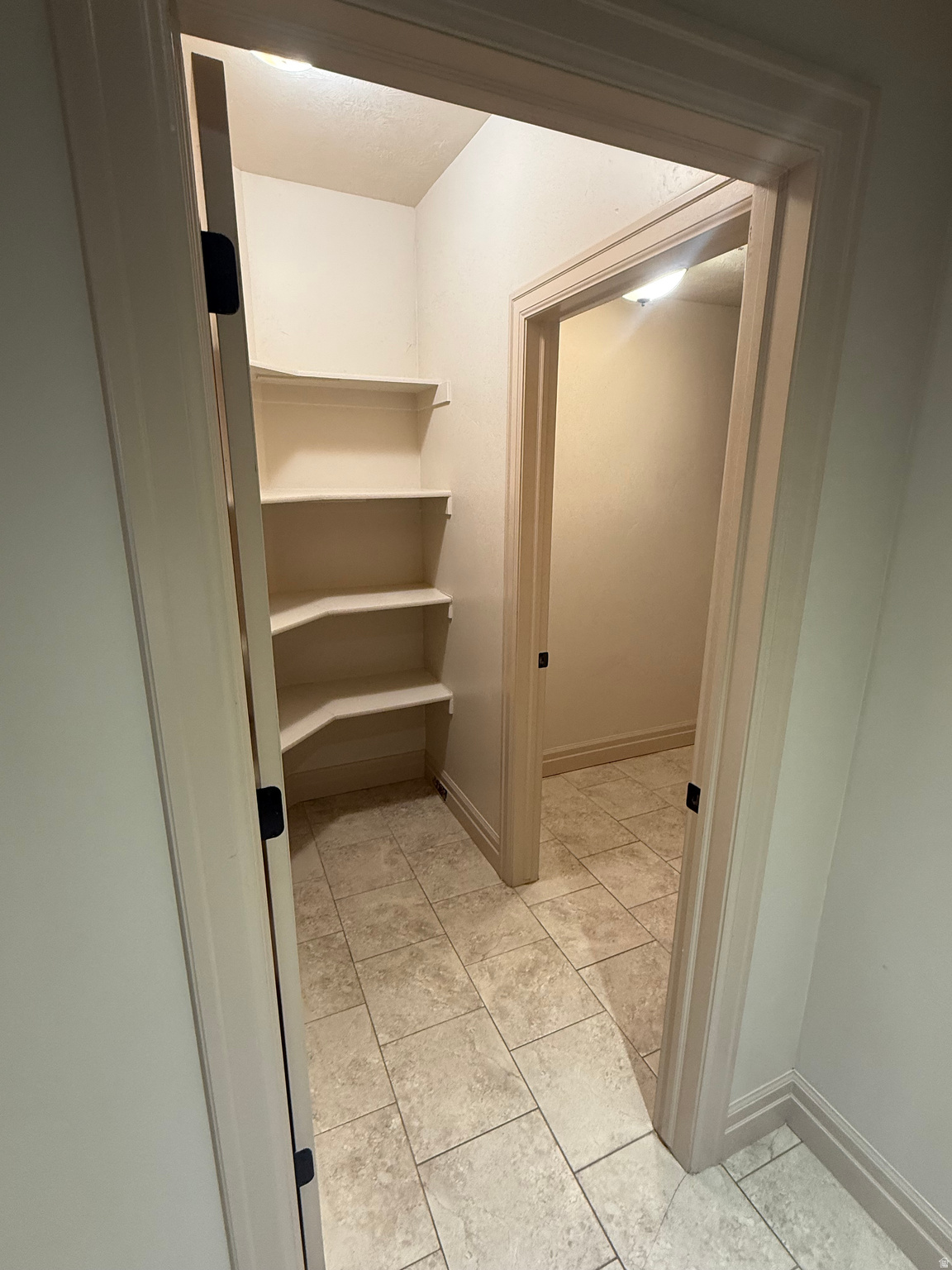 ROCKWELL SQUARE - Residential