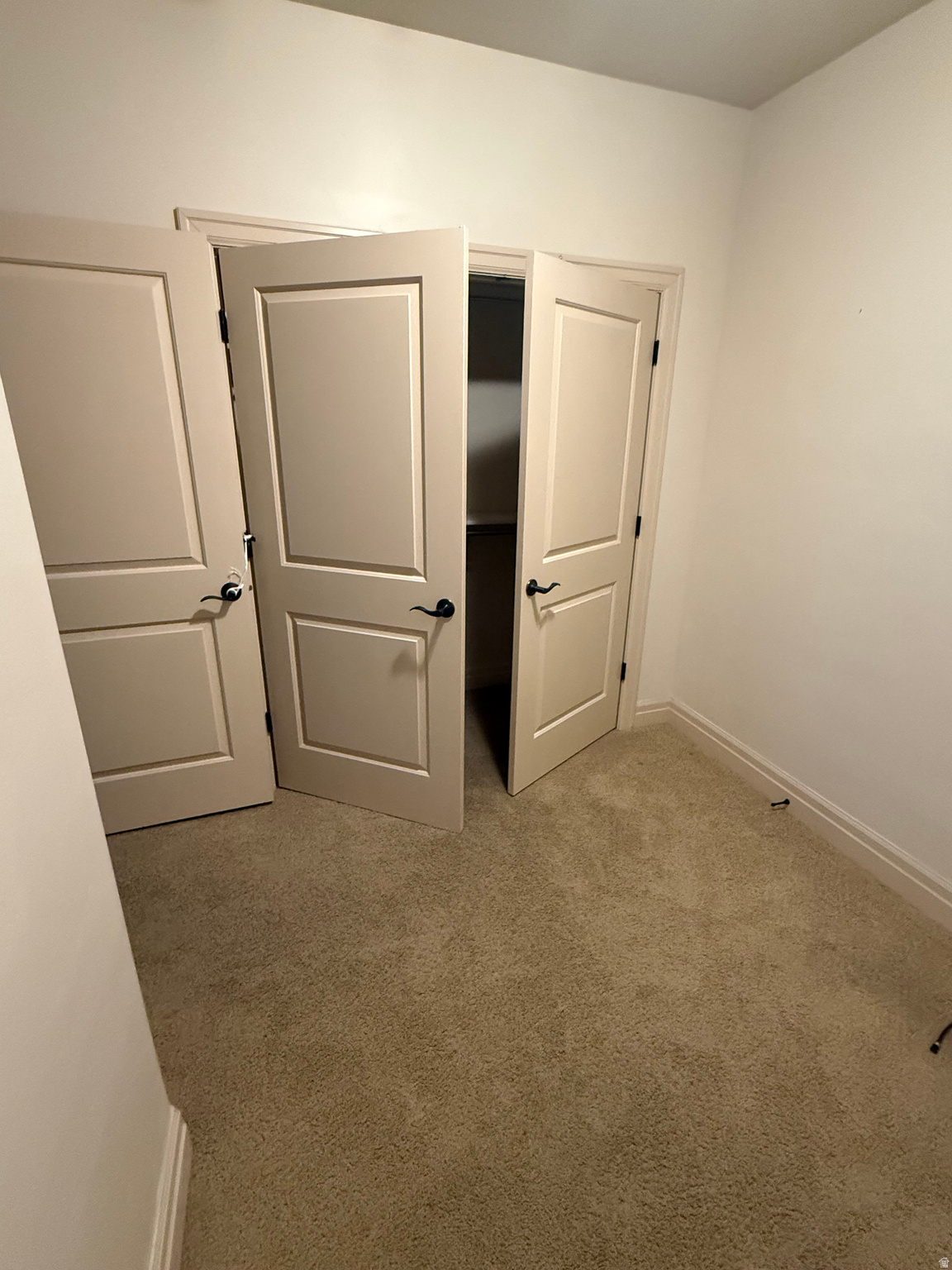 ROCKWELL SQUARE - Residential