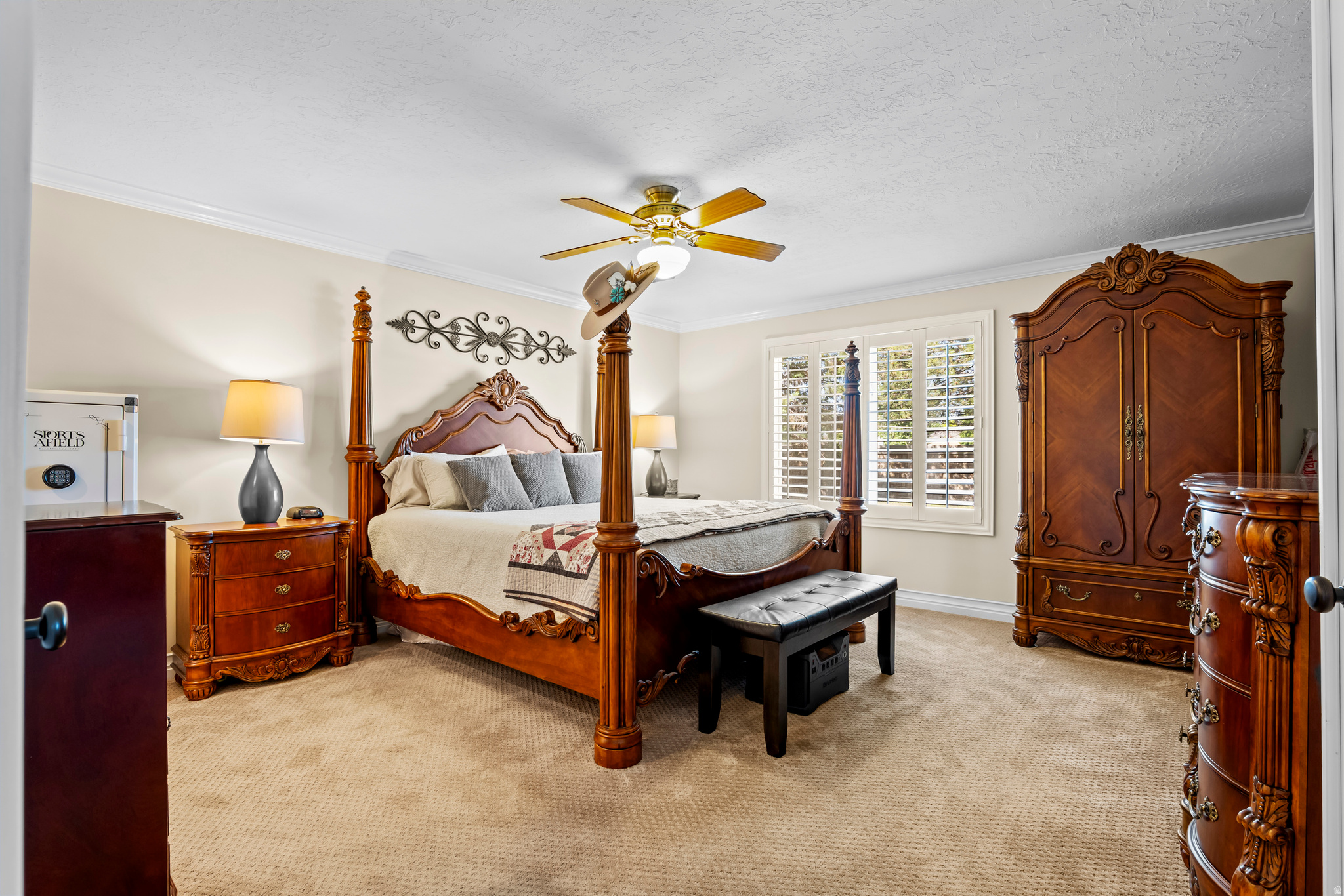 CORNERSTONE CONDO - Residential