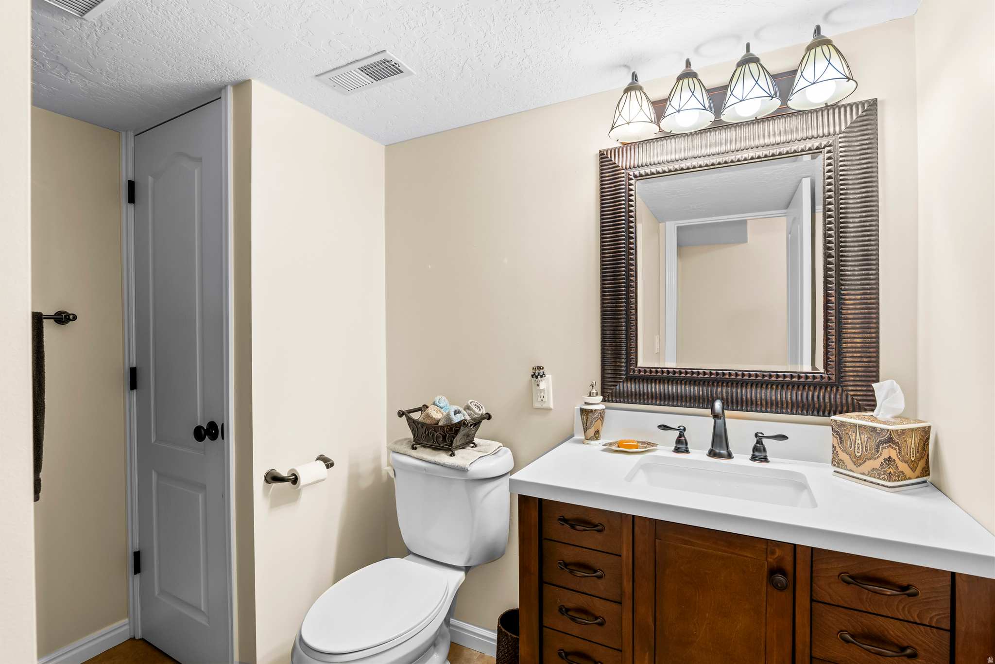 CORNERSTONE CONDO - Residential