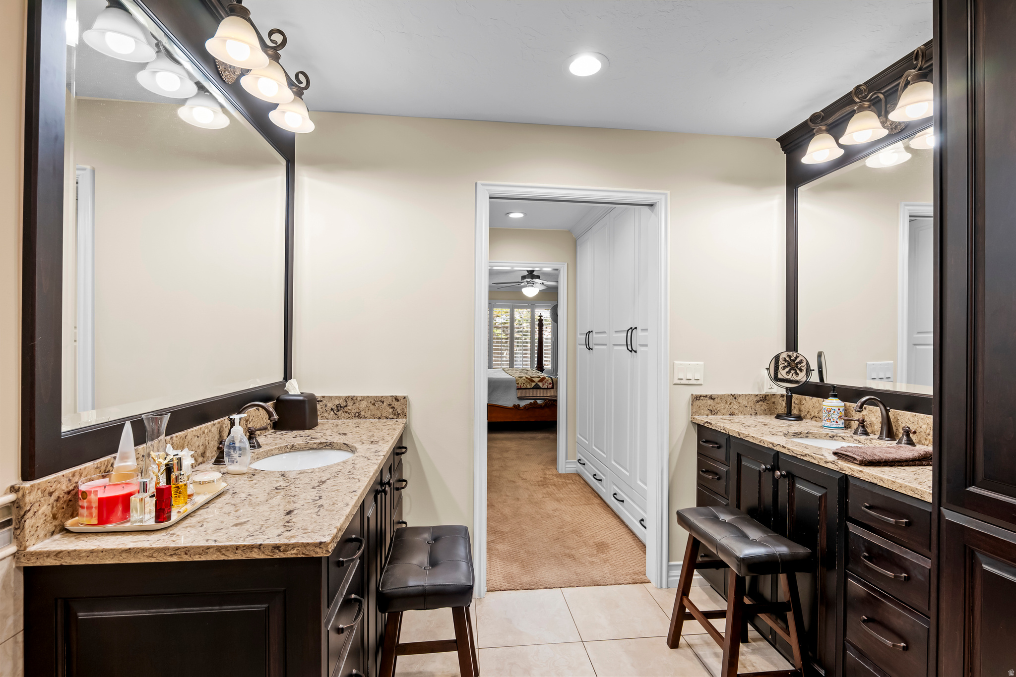 CORNERSTONE CONDO - Residential
