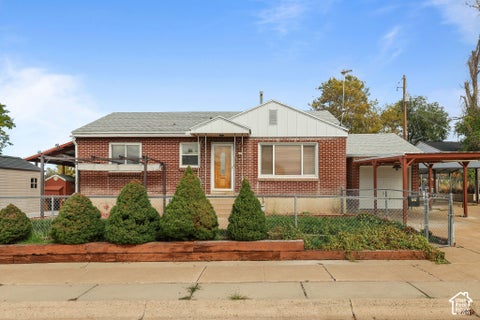 Photo of 647 E 400 S, Clearfield, UT 84015 (MLS # 2189159)