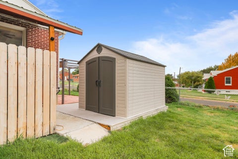 Tiny photo for 647 E 400 S, Clearfield, UT 84015 (MLS # 2189159)