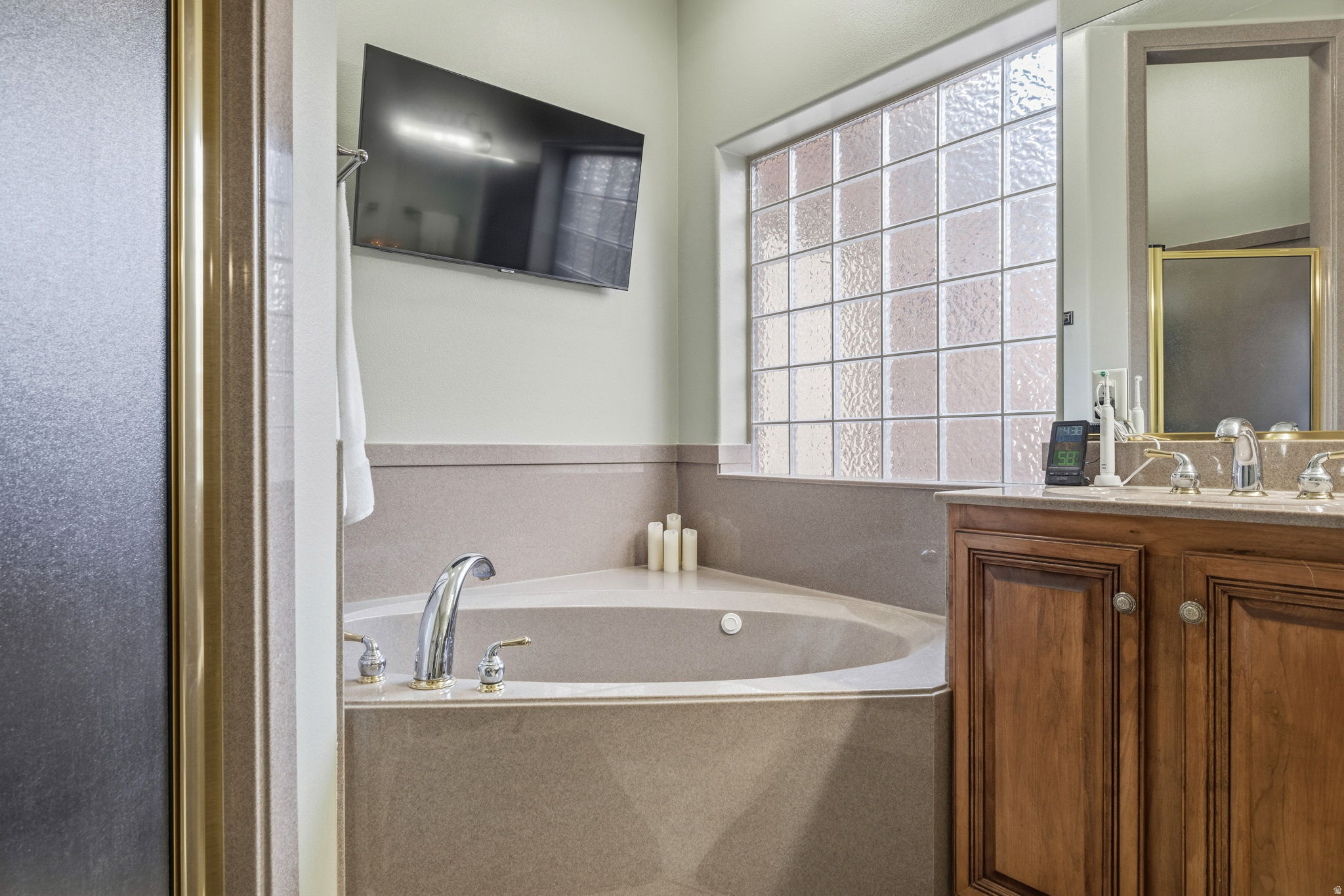 COVENTRY LANE TH 1 - Residential