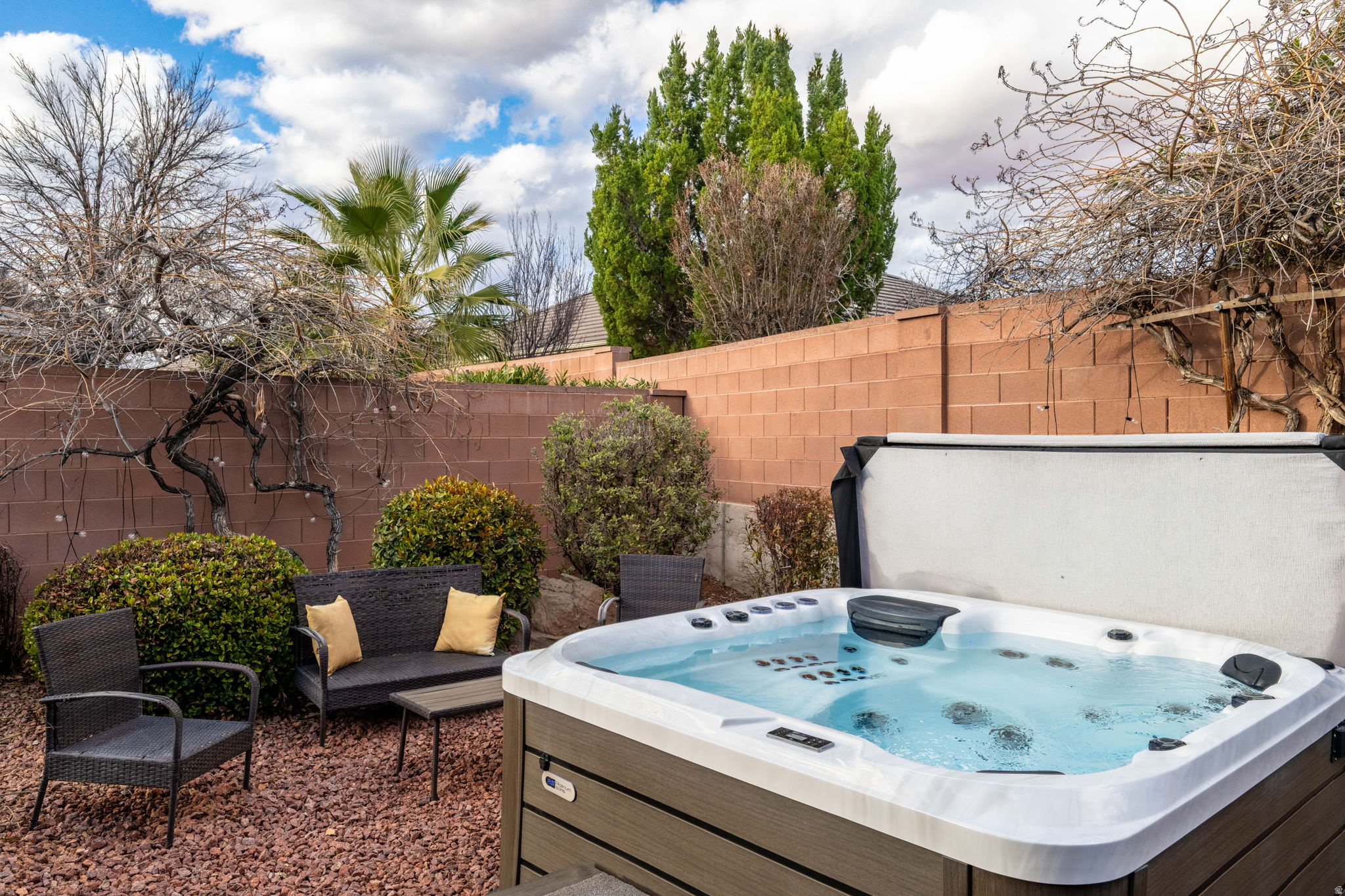 COVENTRY LANE TH 1 - Residential