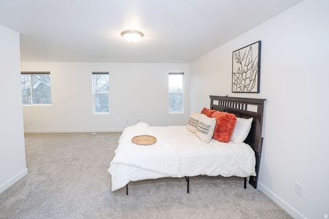 Tiny photo for 641 S PLUM CREEK LN, Ogden, UT 84404 (MLS # 2127752)