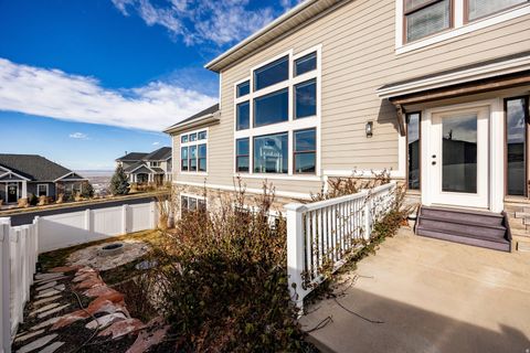 Tiny photo for 910 S PACE PL, North Salt Lake, UT 84054 (MLS # 2142407)