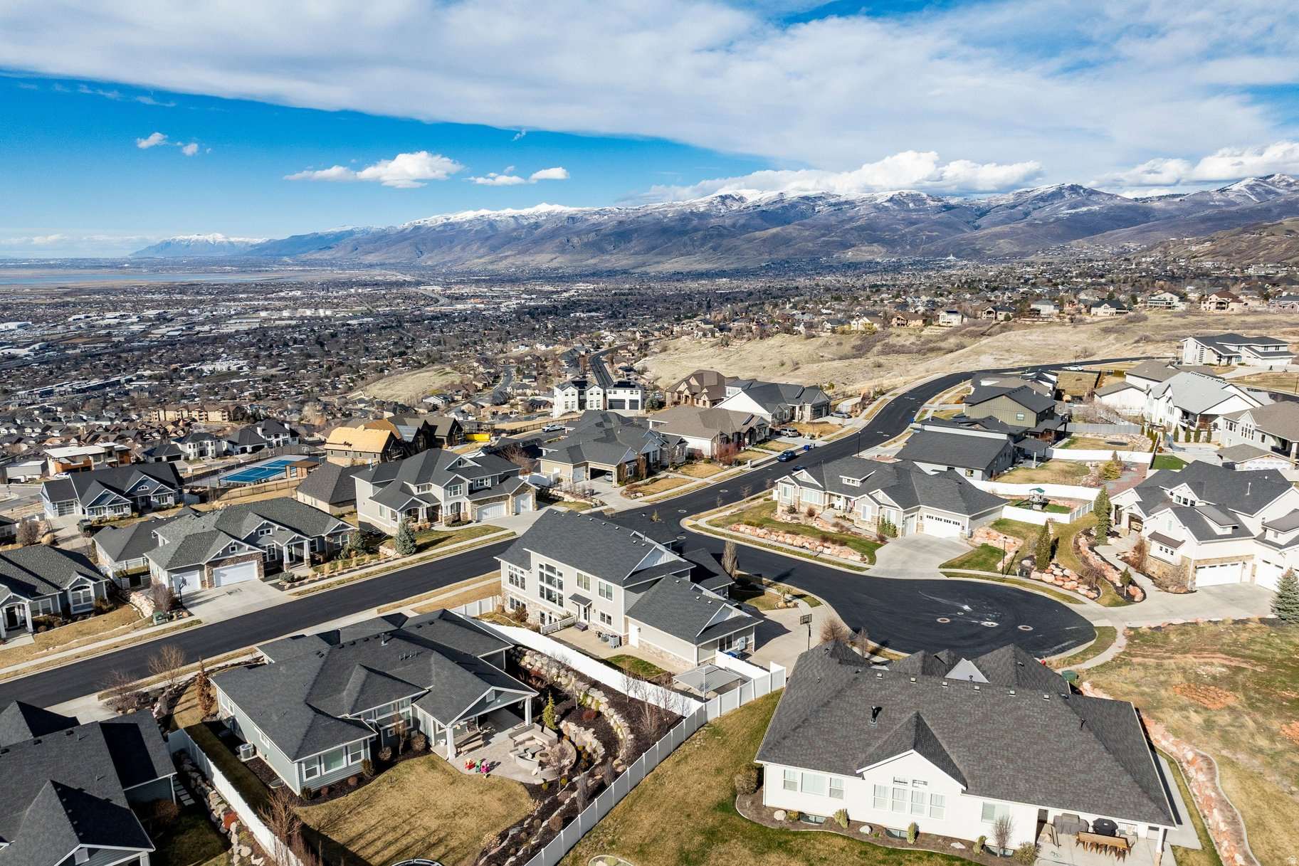 EAGLEPOINTE ESTATES - Residential