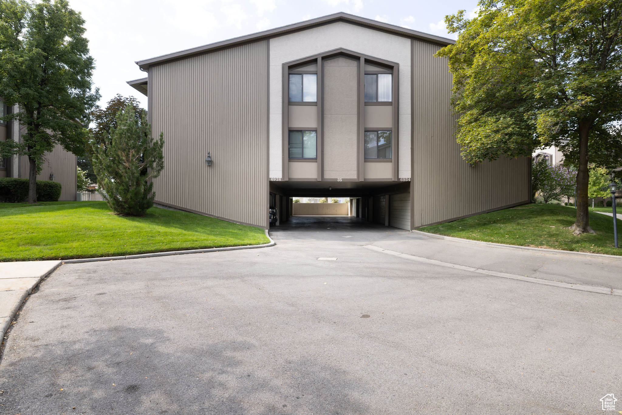 FAIR MEADOWS - Residential