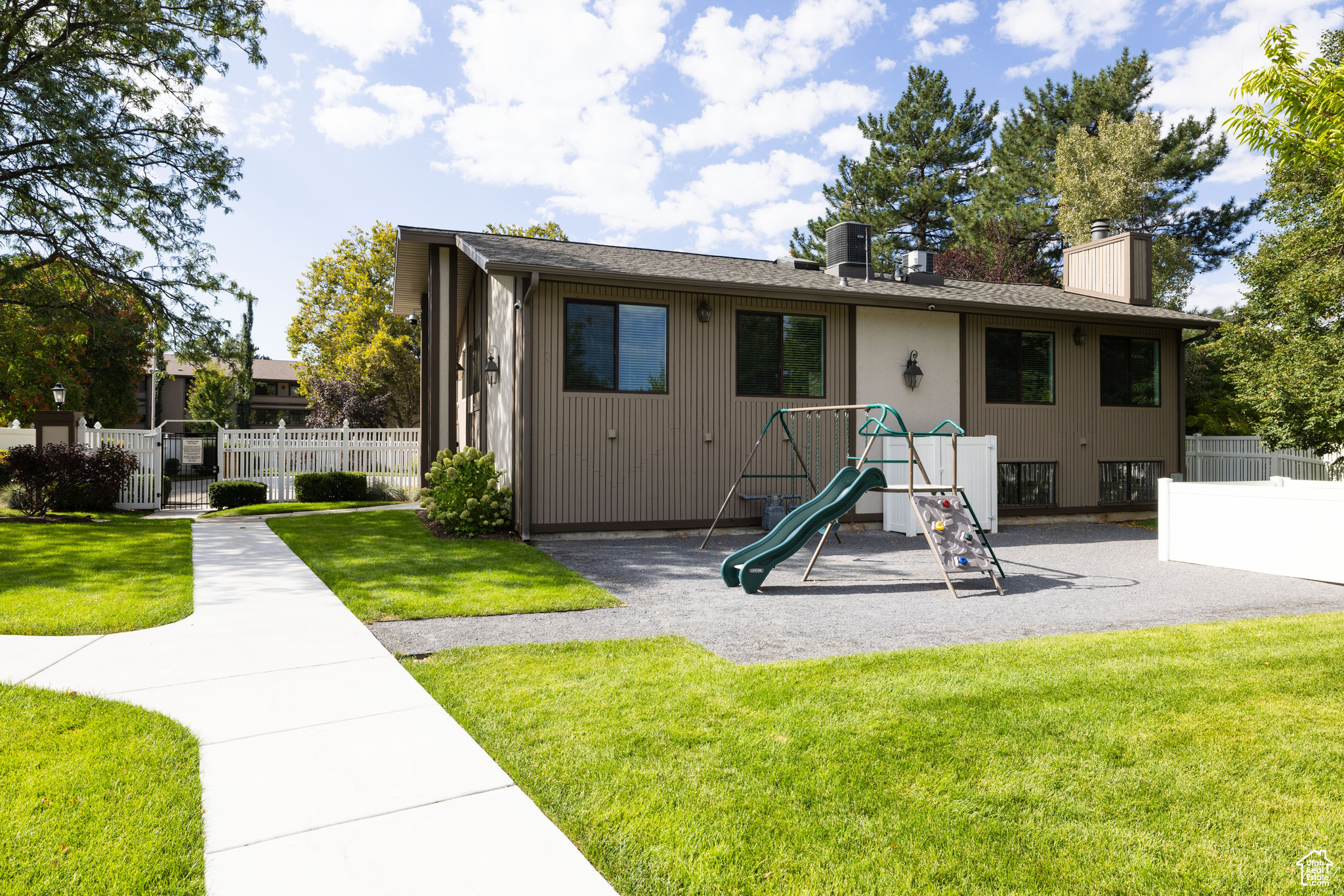 FAIR MEADOWS - Residential