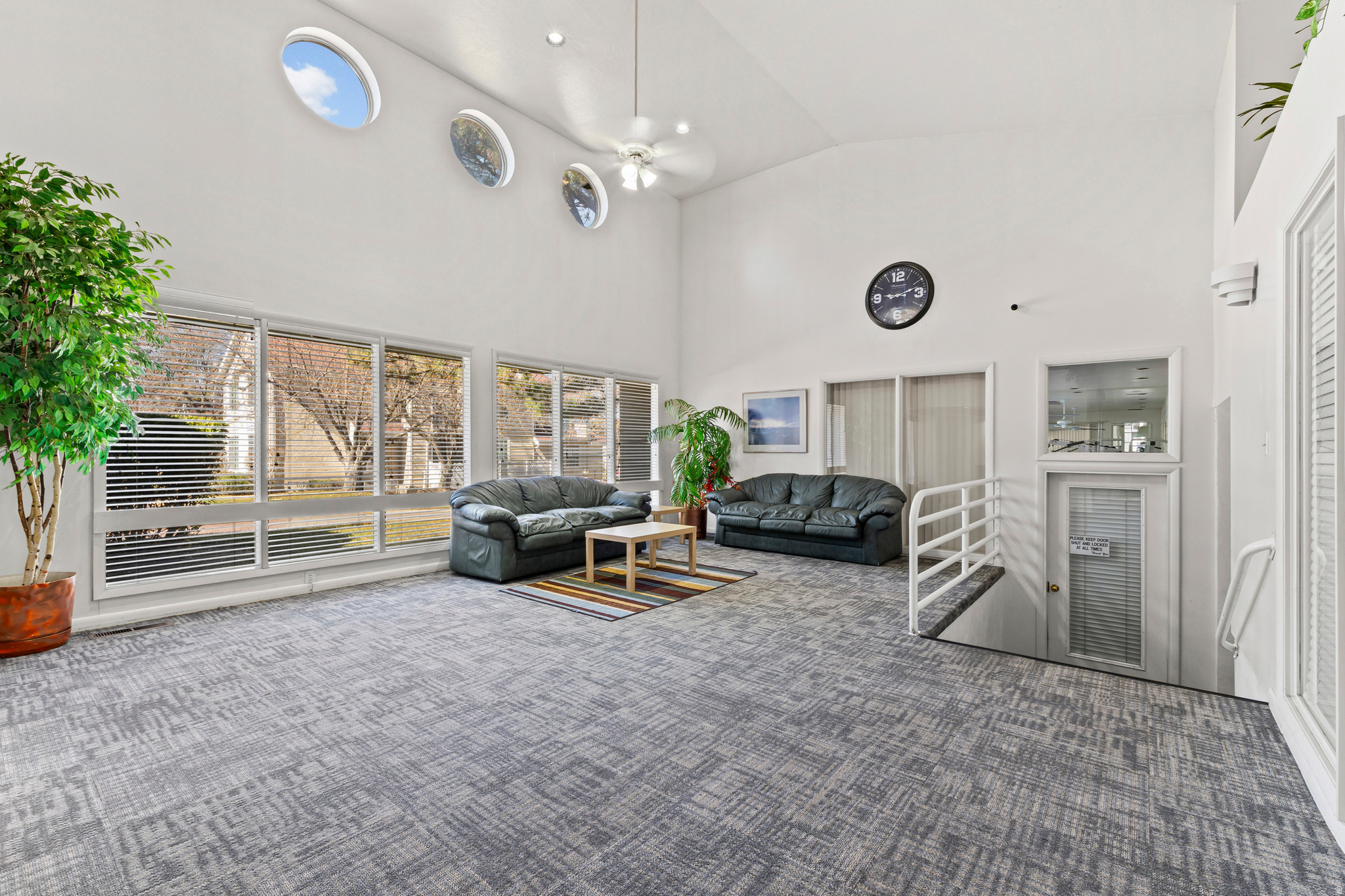 CROSSPOINTE - Residential