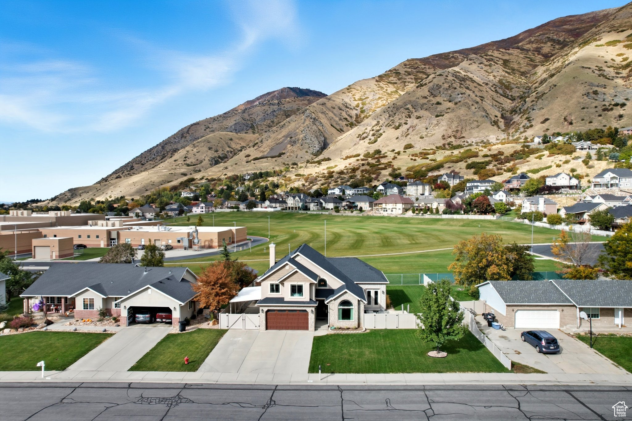 SPRING CREEK - Residential