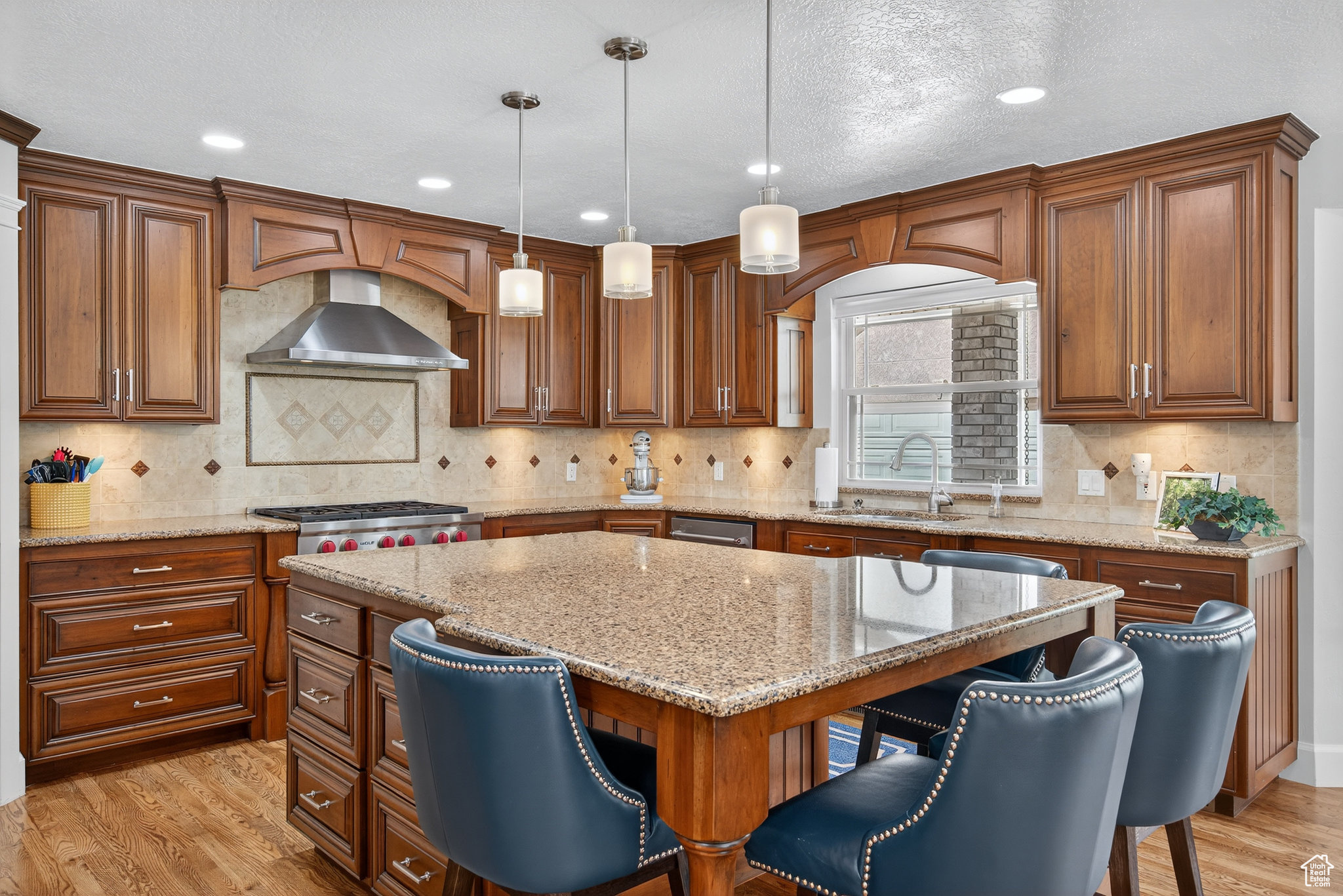 SPRING CREEK - Residential