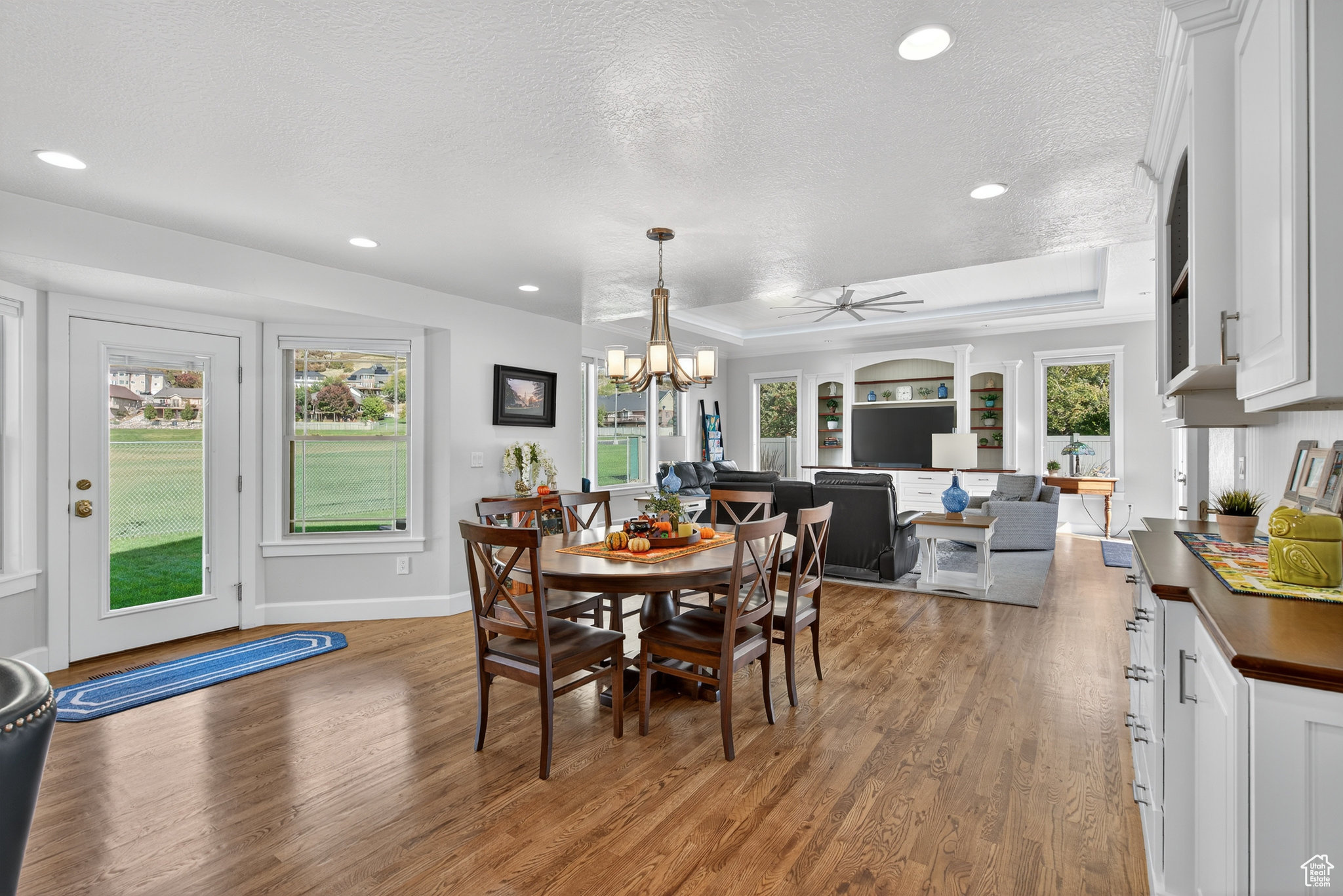 SPRING CREEK - Residential