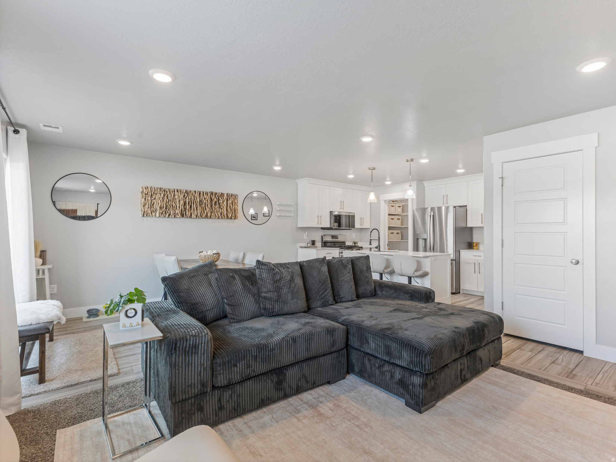 FREEDOM LANDING TOWN - Residential