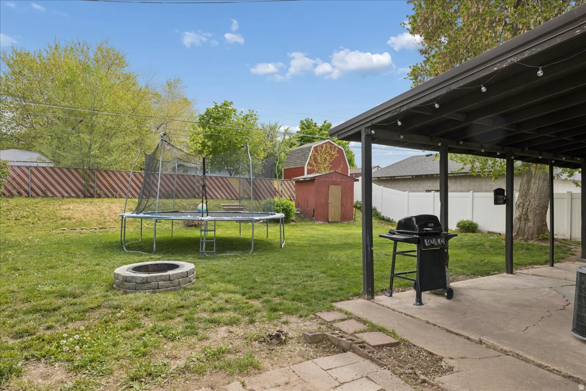 GOLDEN ACRES - Residential