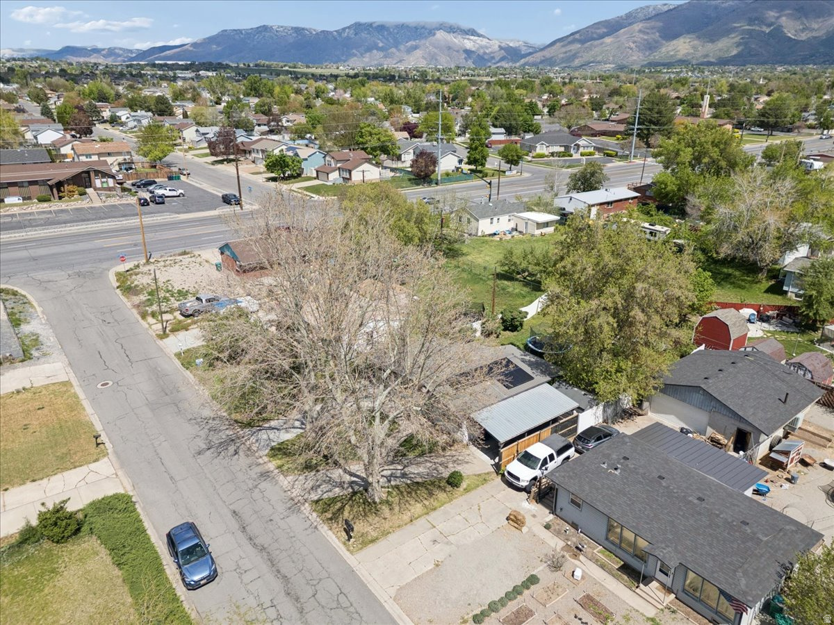 GOLDEN ACRES - Residential