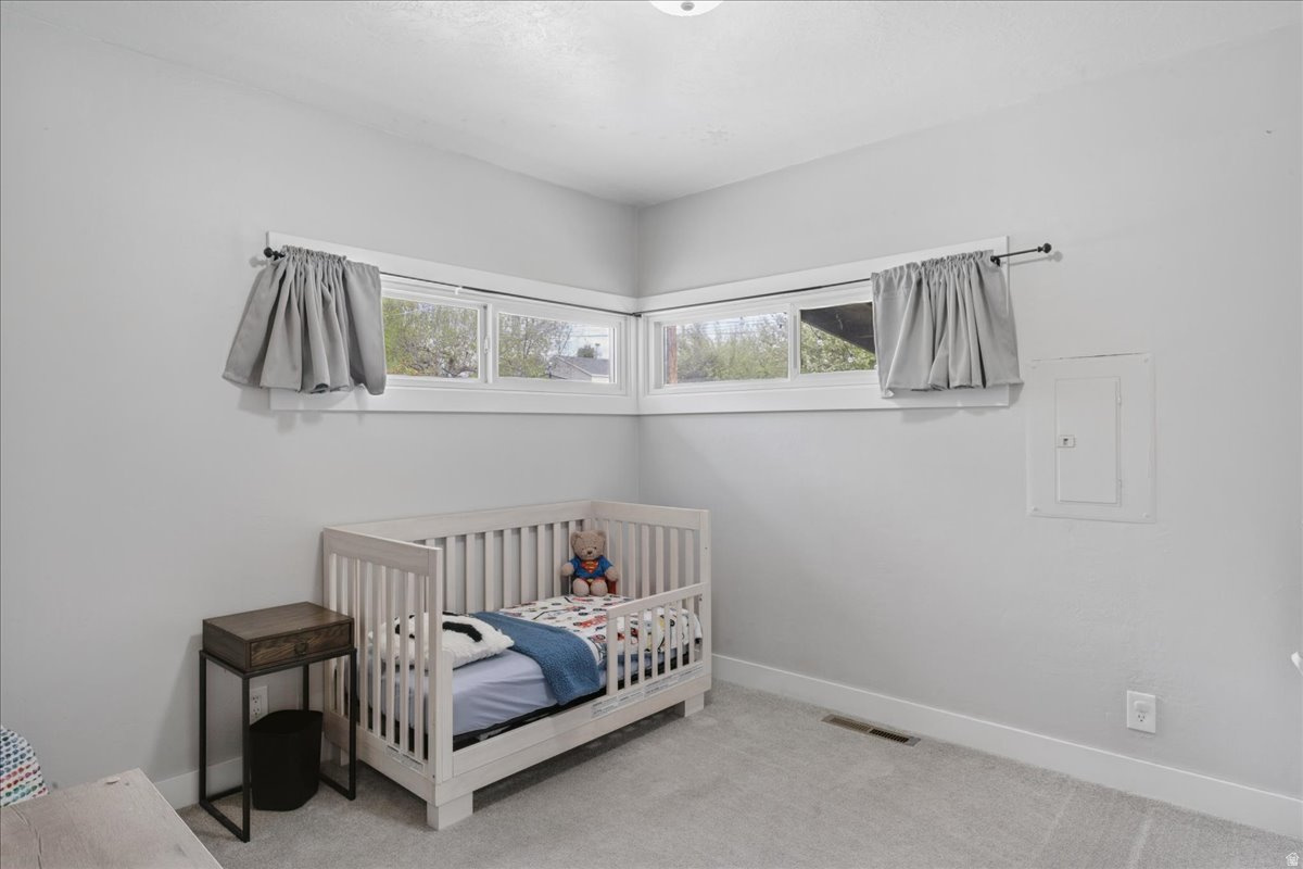 GOLDEN ACRES - Residential