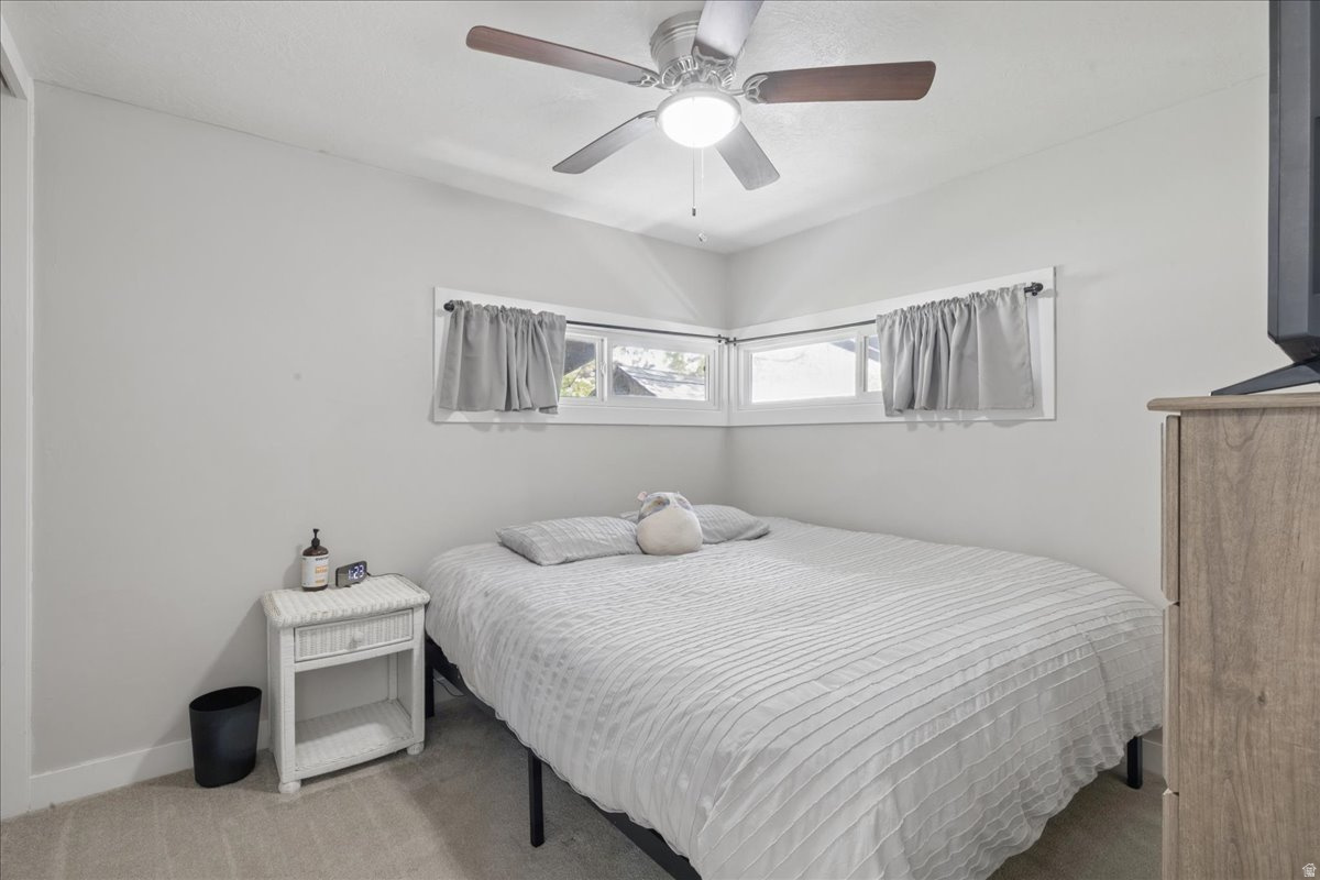 GOLDEN ACRES - Residential