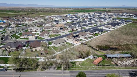 Tiny photo for 3320 NORTH PLAIN CITY RD W, Plain City, UT 84404 (MLS # 2126439)