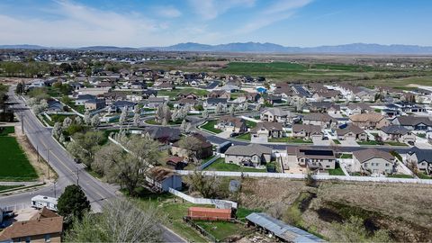 Tiny photo for 3320 NORTH PLAIN CITY RD W, Plain City, UT 84404 (MLS # 2126439)