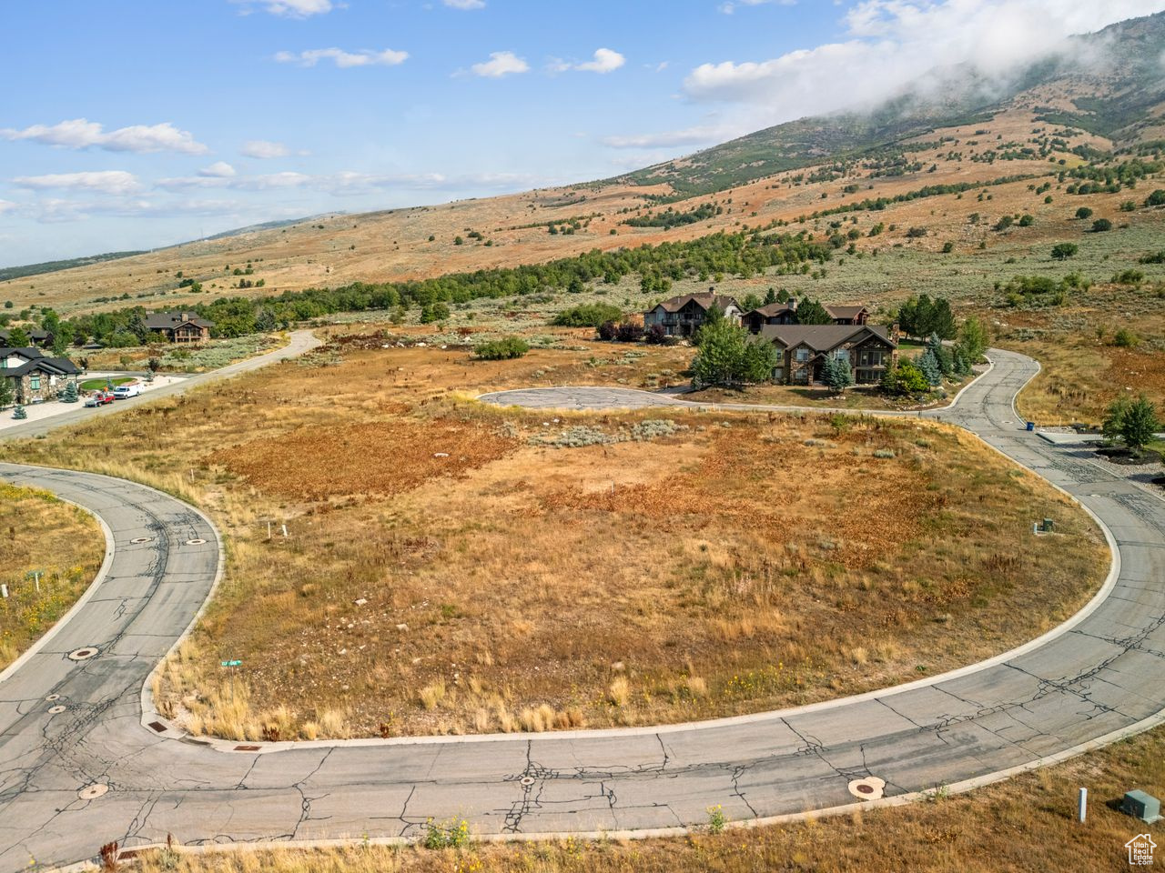 THE HIGHLANDS - Land